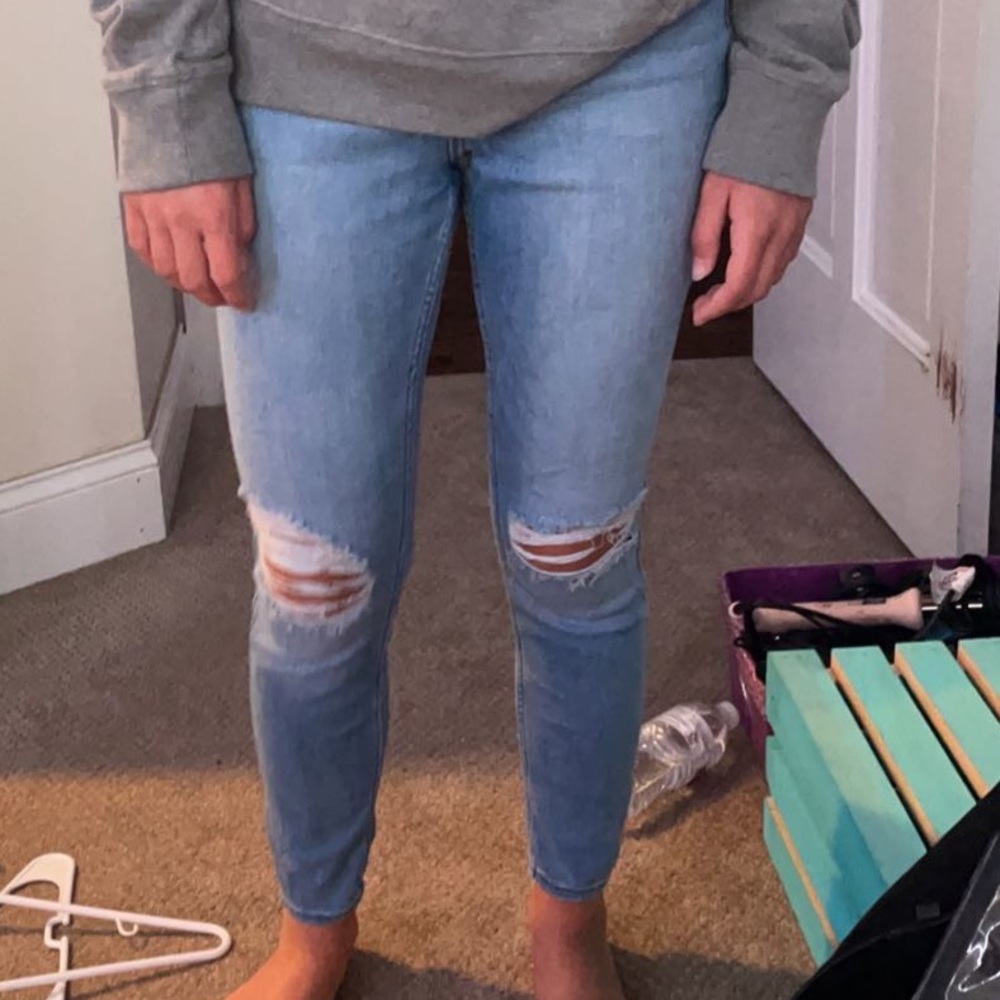Hollister Light Wash Jeans Size 5